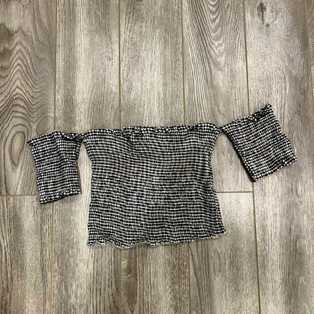 Urban planet black & white off-shoulder crop top